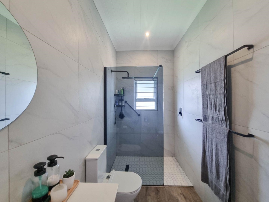 3 Bedroom Property for Sale in Sandbaai Western Cape